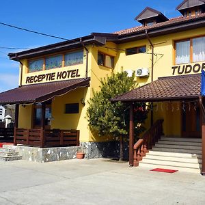 Hotel Tudor